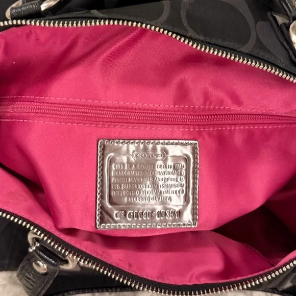 Coach Poppy Signature Canvas Tote Bag - Black - Picture 4 of 4